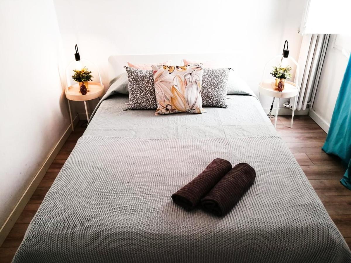 By Paseo De Gracia Rooms Barcellona Esterno foto